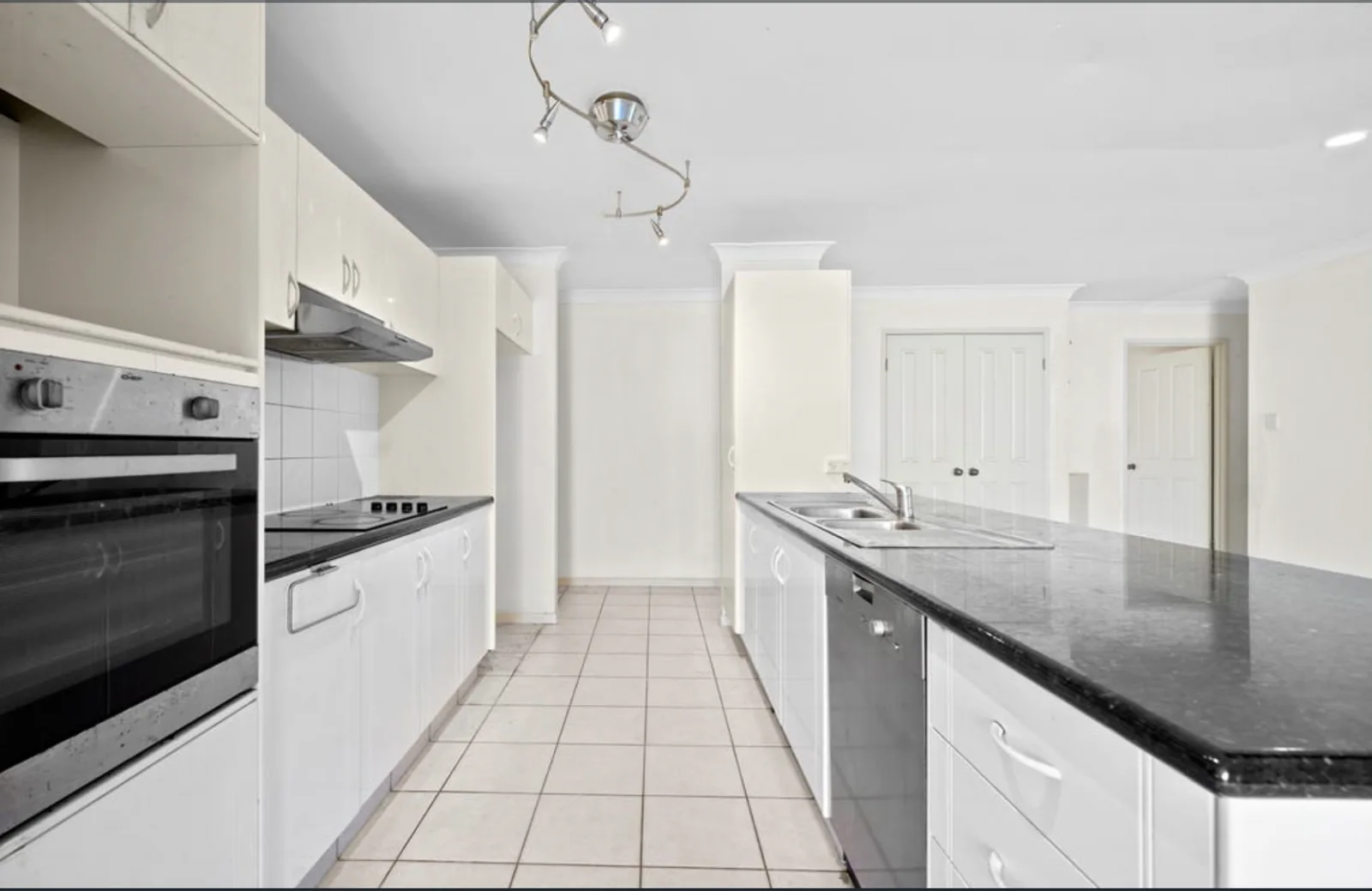 Kitchen before renovation