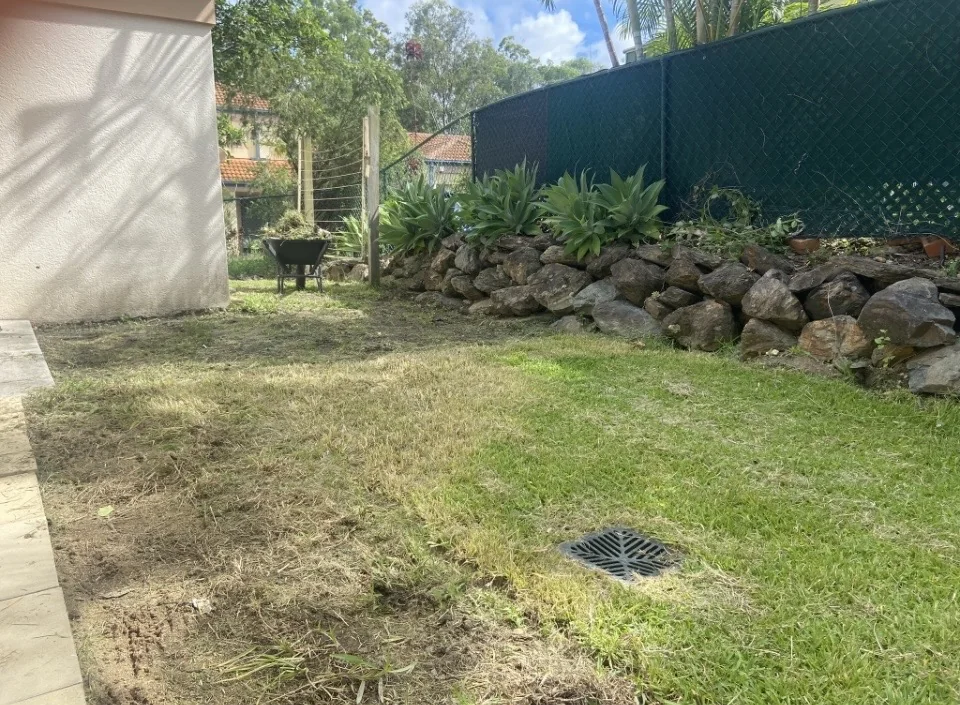 Townhouse outdoor area before renovation
